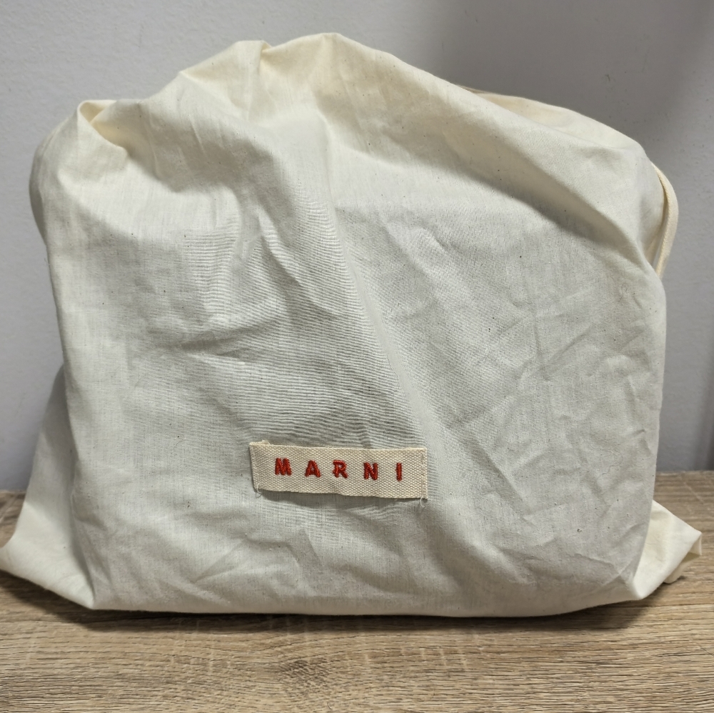 Marni Trunk Reverse Shoulder Bag